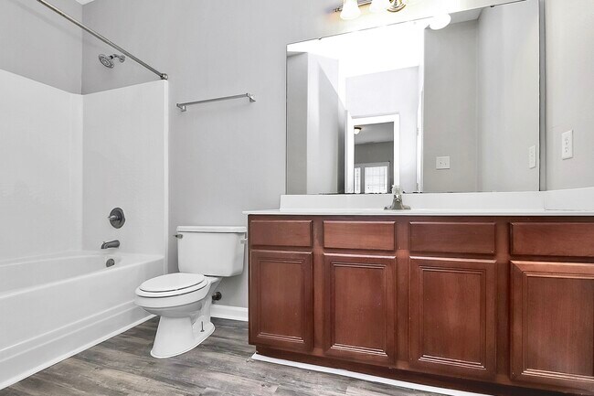 Building Photo - 141 Ross Moore Ave