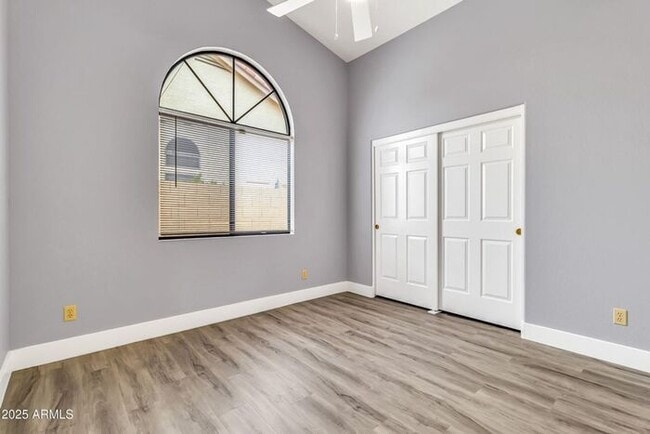 Building Photo - MOVE IN SPECIALS!! 15 DAYS RENT FREE!! Stunning 4beds/2.5baths single-level home in the heart of ...