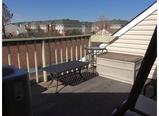 Building Photo - Your Ideal Coastal Retreat in Virginia Bea...