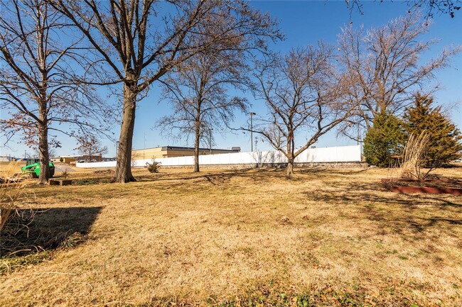 Building Photo - 9901 Arthur Ln