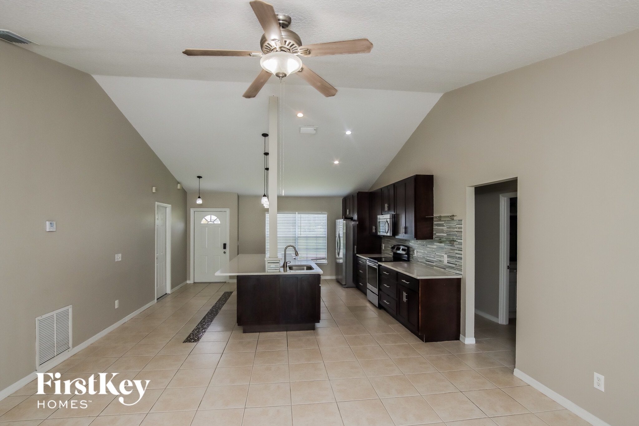 Building Photo - 1992 Tranter Ave SE