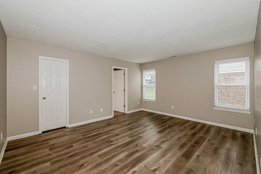 Building Photo - 509 Village Blvd