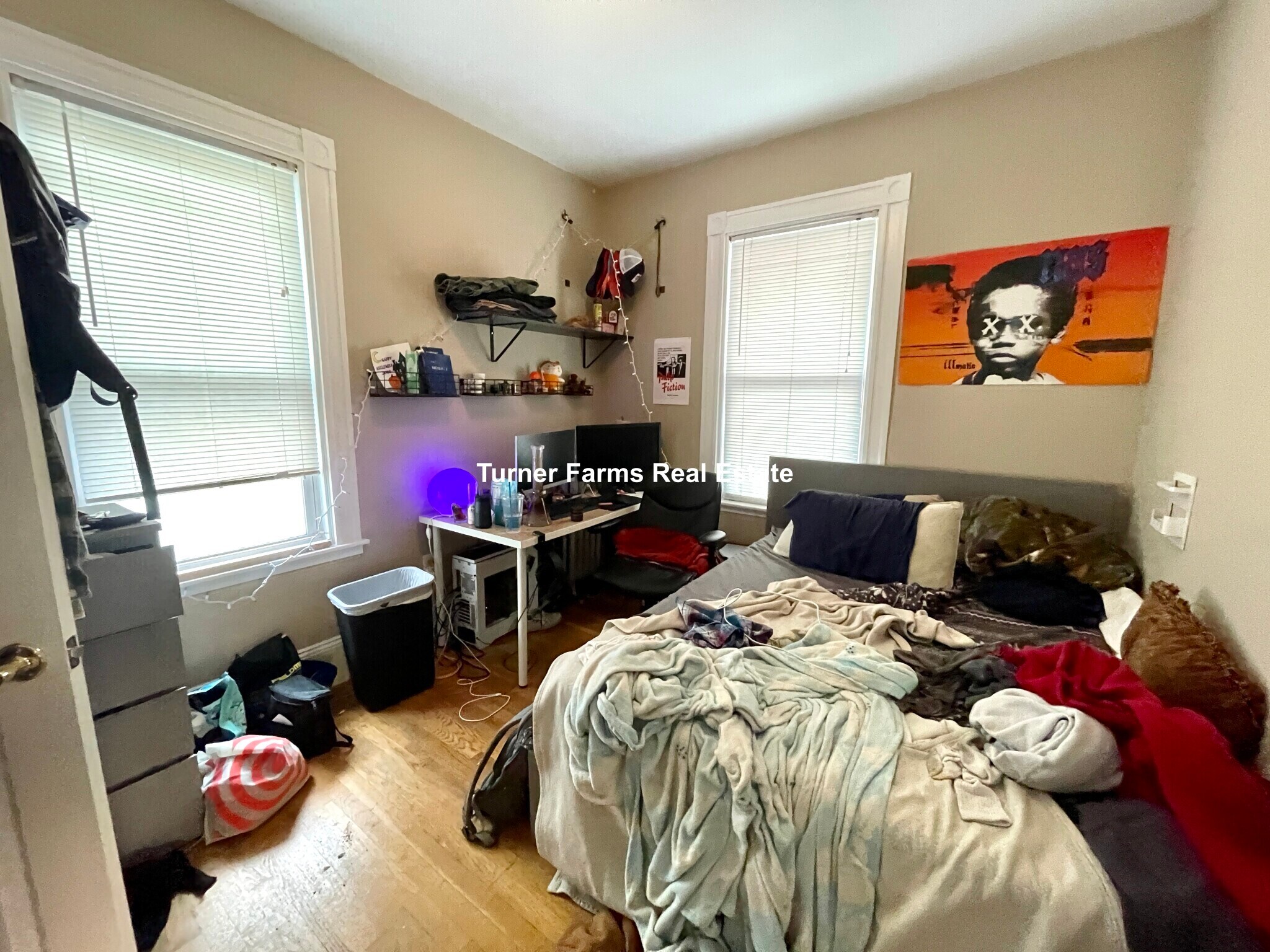 Building Photo - 42 Hillside St