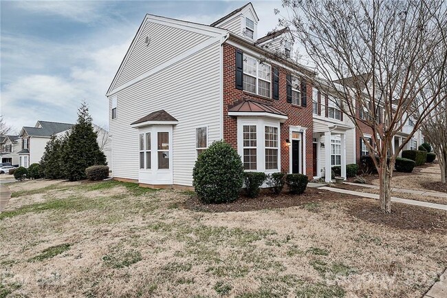 Building Photo - 9378 Greenheather Dr