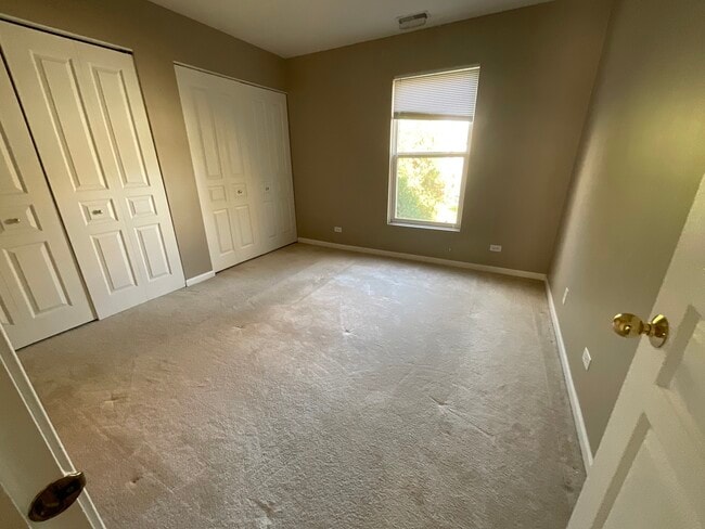 Building Photo - 3248 Bromley Ln