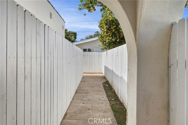 Building Photo - 9427 S 2nd Ave