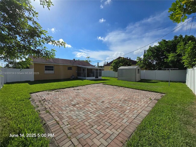 Building Photo - 3530 S 55th Ave