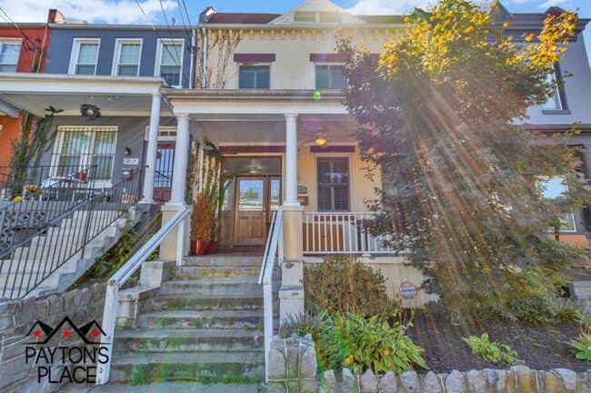 Building Photo - Beautifully Renovated in home in Historic Anacostia