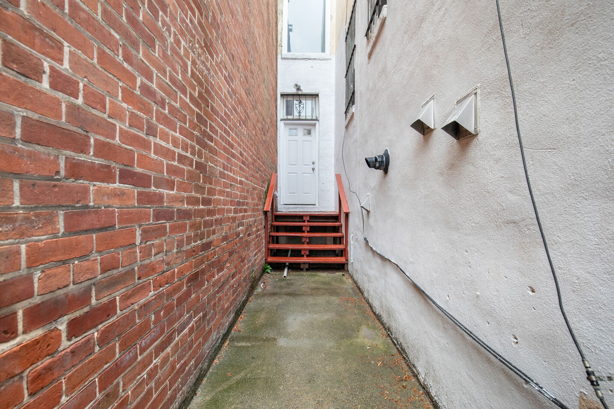 Building Photo - 84 Q St NW