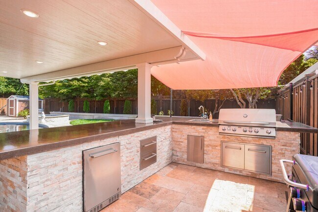 Building Photo - Entertainer's Dream in Willow Glen! 4 Bedroom 3 Bath Fully Upgraded Home with Stunning Backyard