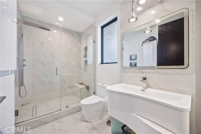 Building Photo - 332 Avenue E