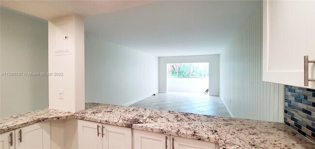 Building Photo - 201 Galen Dr