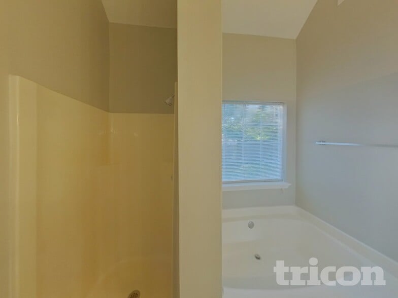 Building Photo - 1362 Horsley Mill Rd