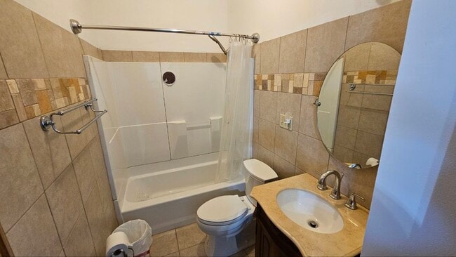 Bath - 722 S 23rd St