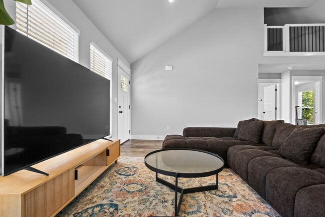 Building Photo - 17660 Timberlake Trail