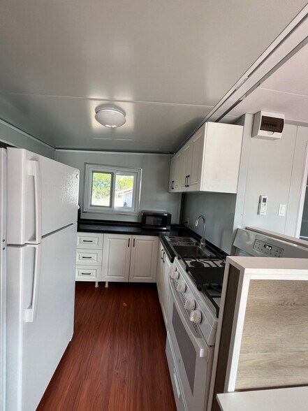 Building Photo - 243 Opio Pl