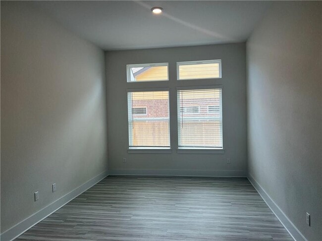 Building Photo - 982 Wild Pecan Lp