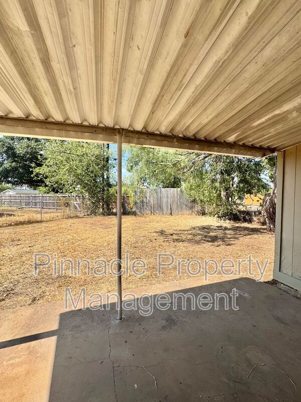 Building Photo - 2707 Lsu Ave