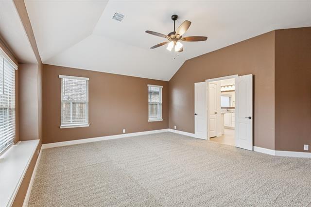 Building Photo - 300 Navo Rd