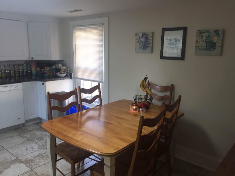 Building Photo - 32 Central Ave