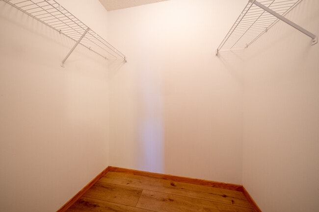 Building Photo - 1896 Sapphire Pt