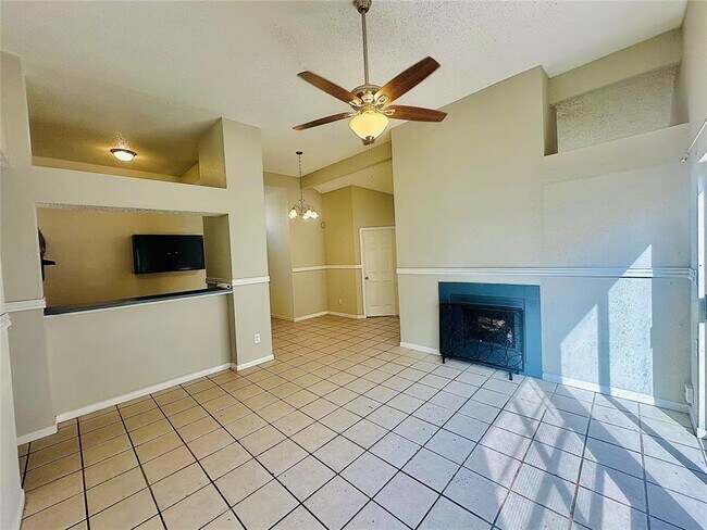 Building Photo - 11522 Springshire Dr