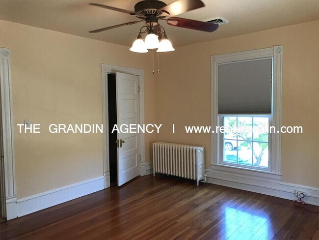 Building Photo - 356 Pennsylvania Ave