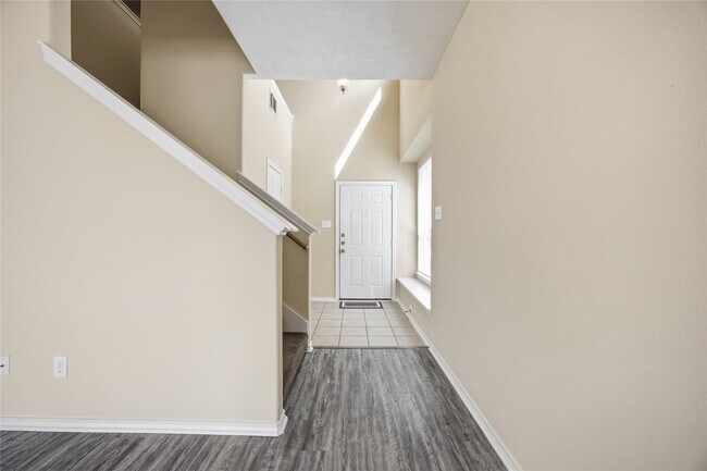 Building Photo - 59 E Stedhill Loop