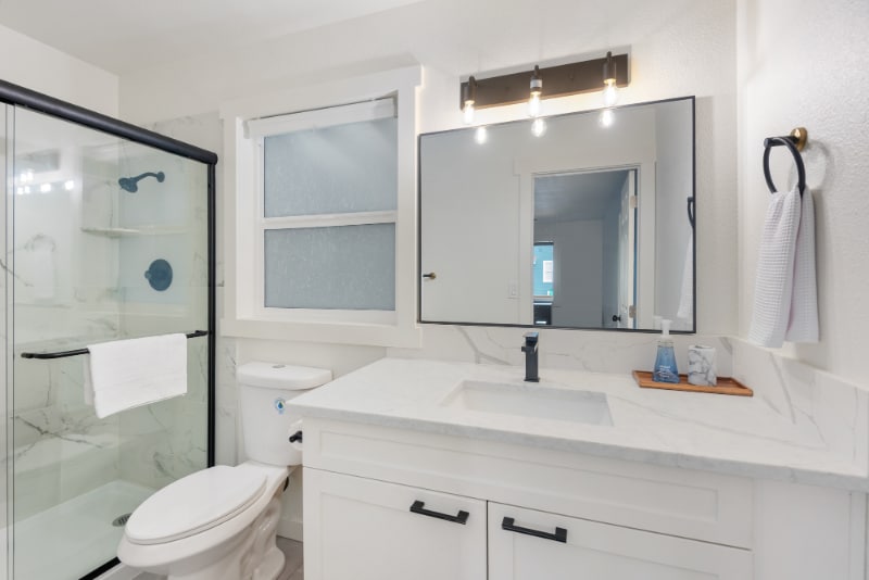 Building Photo - 5134 NE 22nd Ave