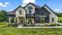 Building Photo - 141 Lakeside Dr
