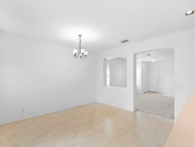 Building Photo - 1598 78th Ave