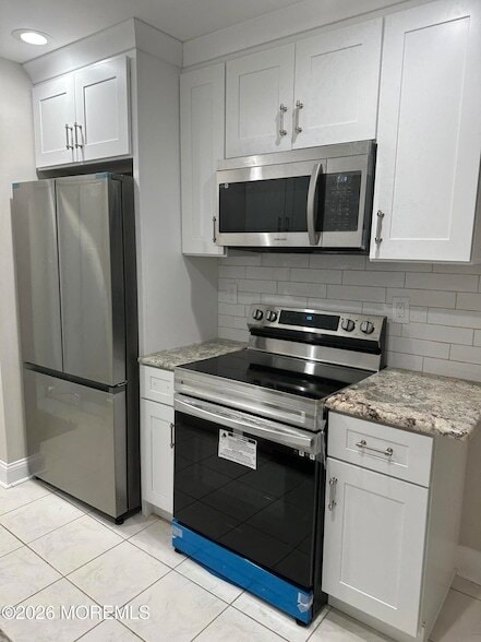 Building Photo - 35 Amberly Dr