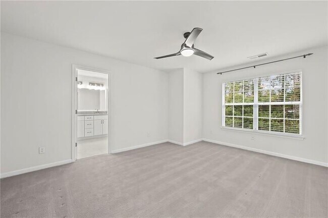 Building Photo - 5662 Lawley Rd