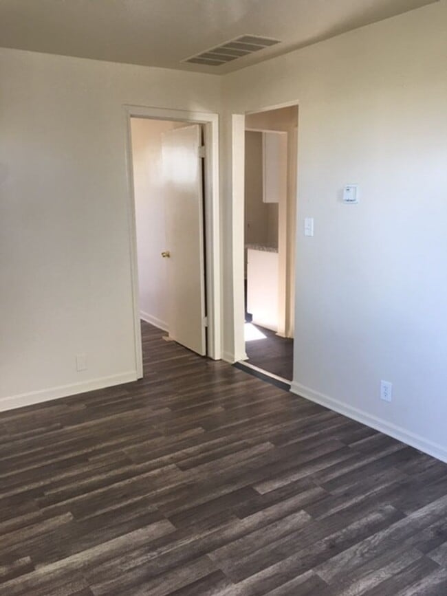 Building Photo - $750.00 - 2 Beds | 1 Bath House in Burton