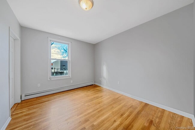 Building Photo - 176A 26