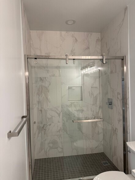 Building Photo - 3955 Haven Ave