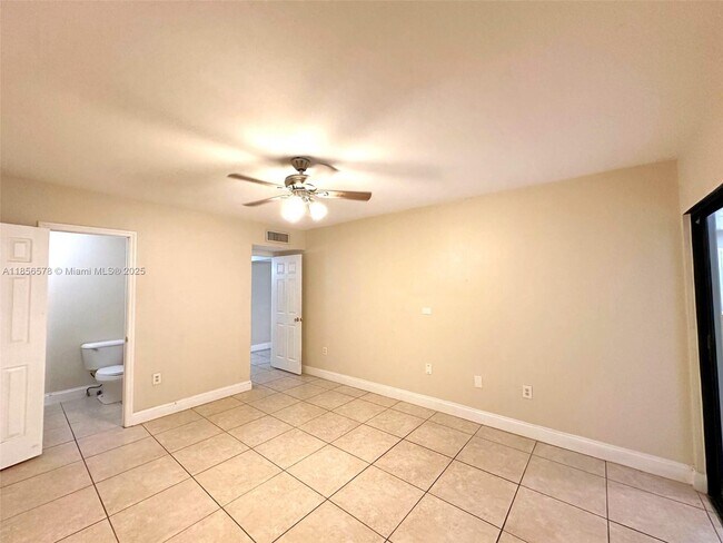 Building Photo - 6731 Kingsmoor Way