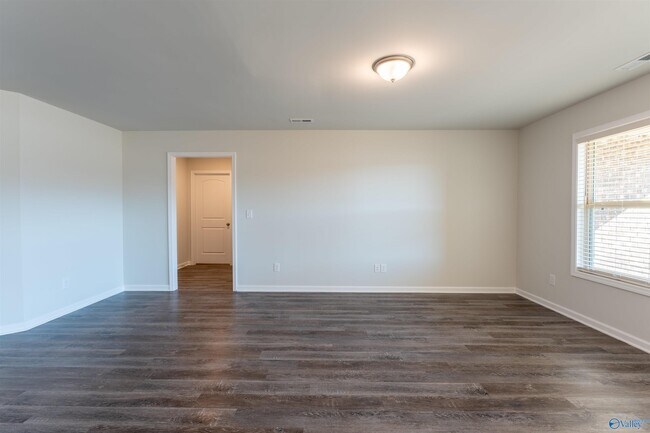 Building Photo - 102 Waltrip Dr