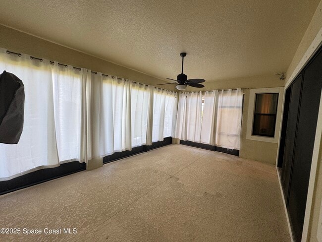 Building Photo - 3168 Lamanga Dr