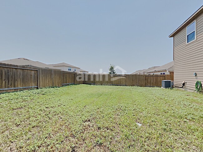 Building Photo - 7734 Watersedge Cove