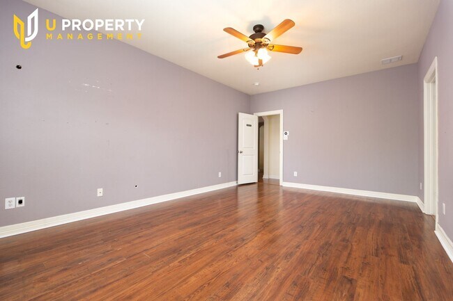 Building Photo - Well-maintained, 3 beds/ 2 baths a-story H...