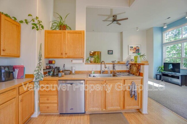 Building Photo - 13210 SE 7th St