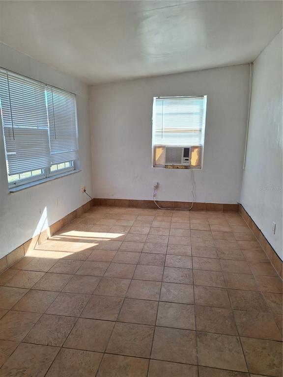 Building Photo - 21455 Mallory Ave