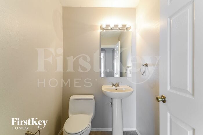 Building Photo - 4022 Banbury Cir