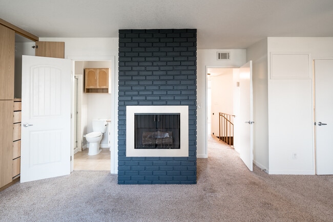 Building Photo - 5397 Balboa Ave