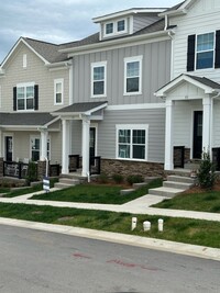 Building Photo - 55 Walnut Springs Dr