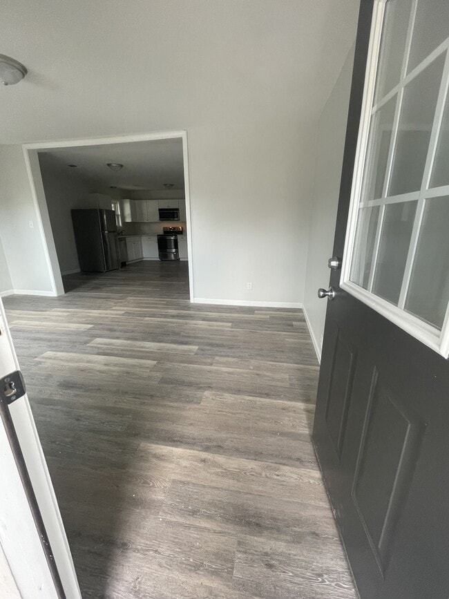 Building Photo - 424 Bell Ave