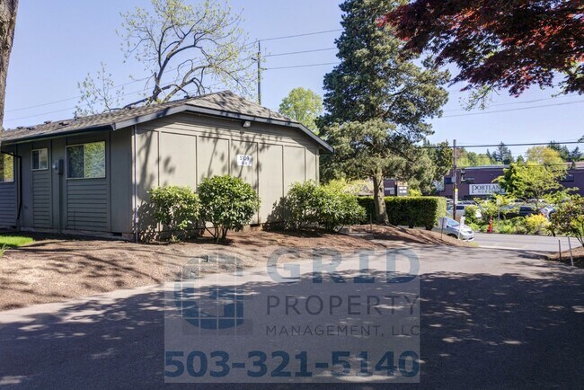 Building Photo - Newly Remodeled 2 Bedroom Apartment in Mt. Tabor!