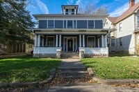 Building Photo - 911 N Fountain Ave