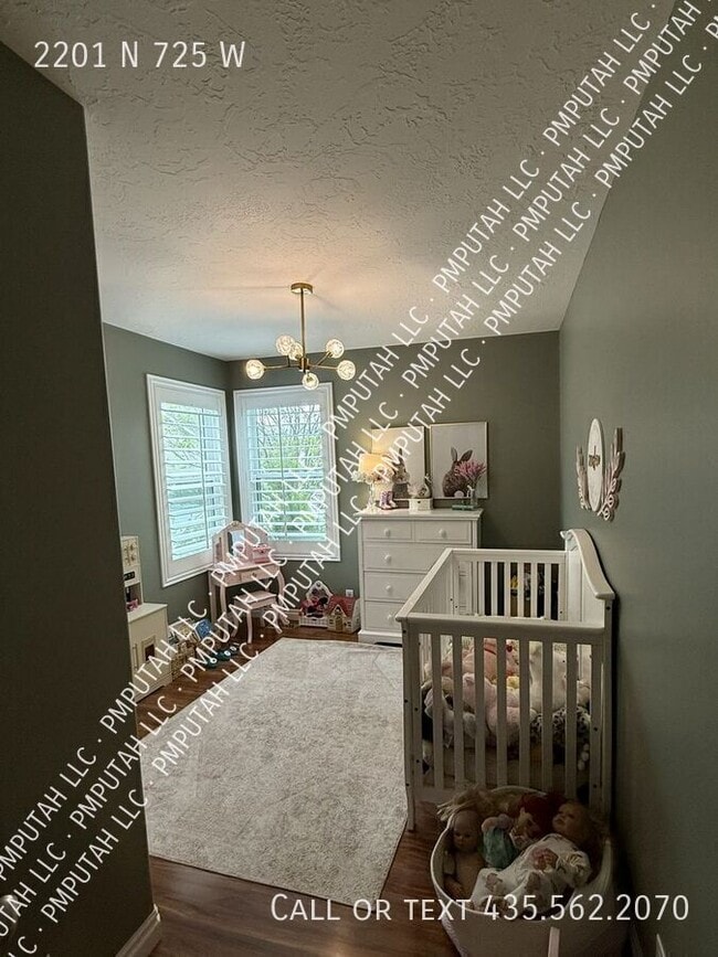 Building Photo - 2201 N 725 W